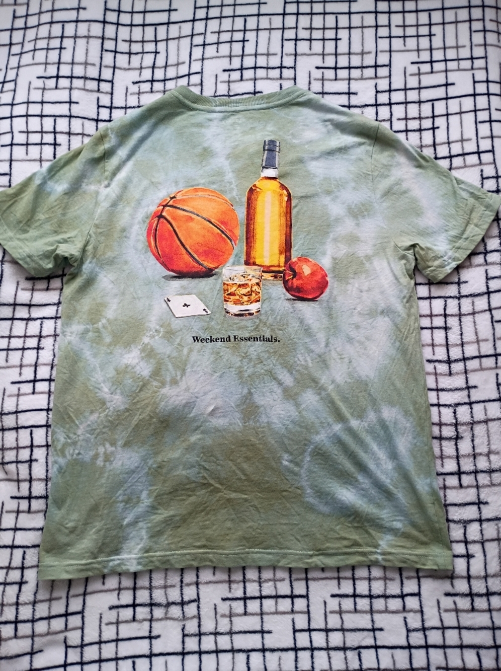 Old Navy Size Medium Mens Weekend Essentials Graphic Tee Tie Dye Sage Green